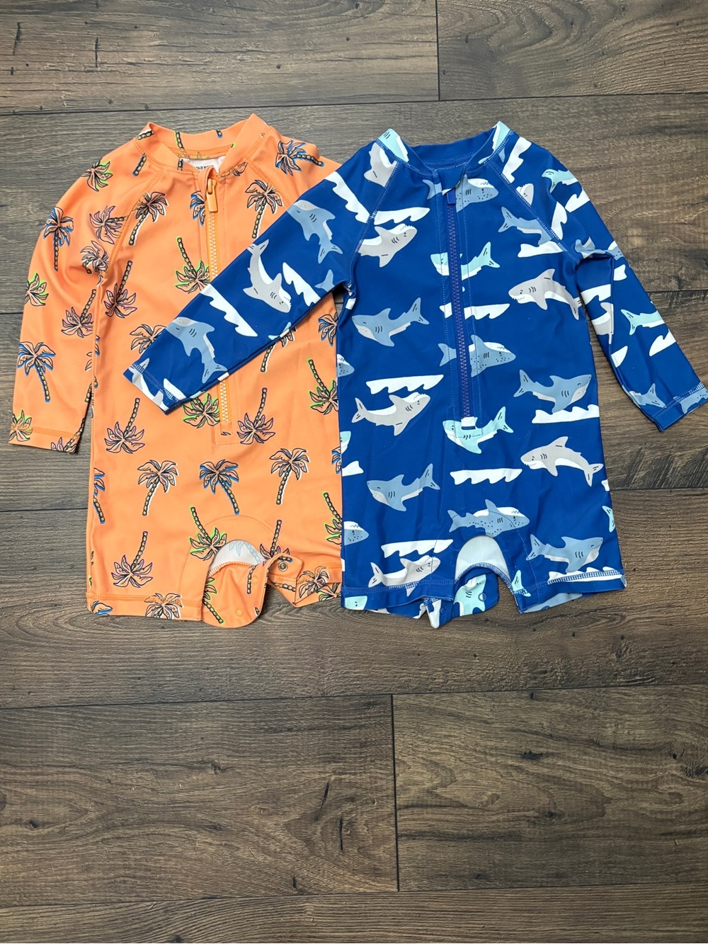🌴 Old Navy Boys Rash Guard Swimsuit 2 Pack 12–18 Months